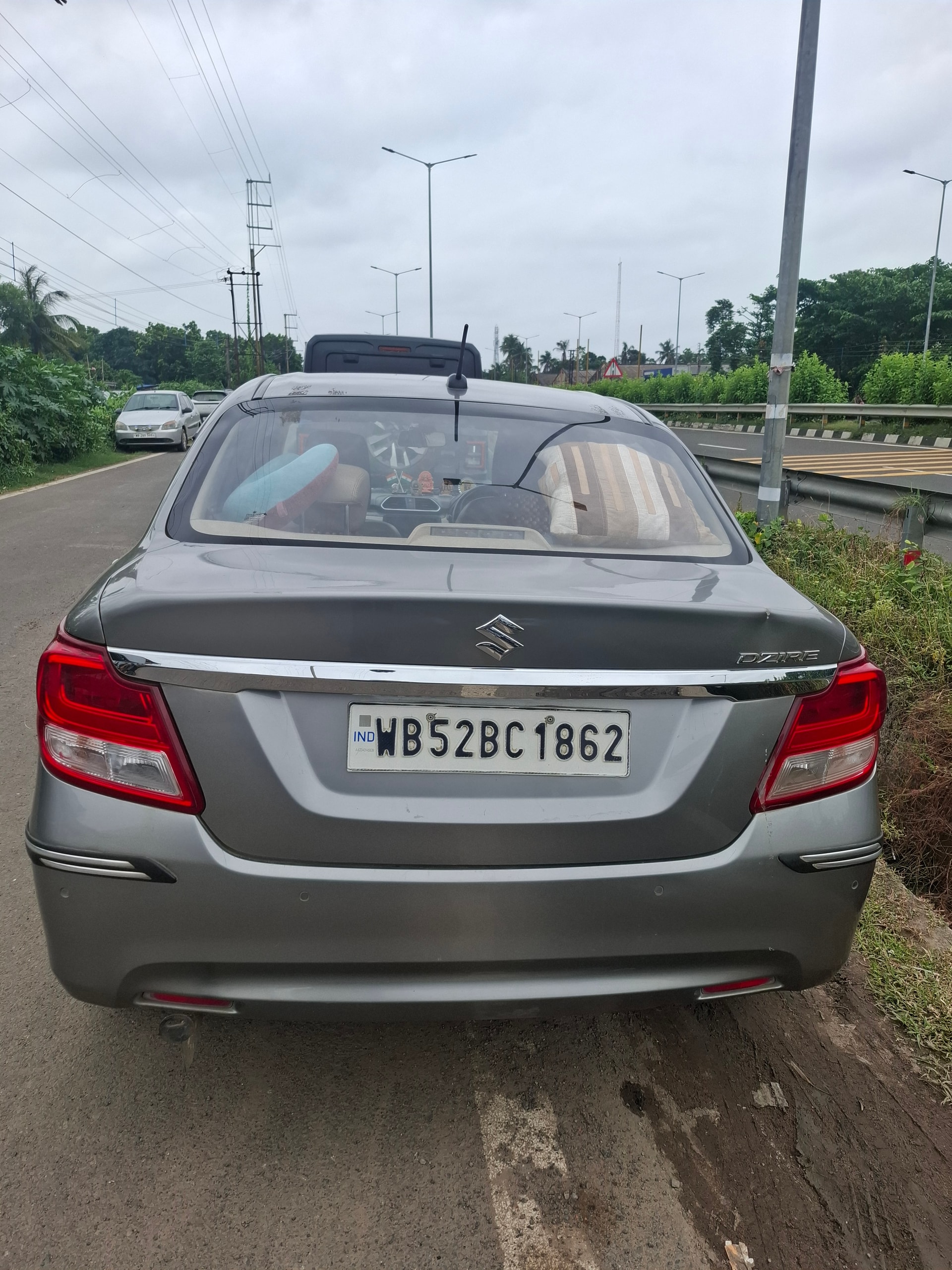View 2021 Maruti Suzuki Dzire VXI Image 3 Used 2021 Maruti Suzuki Dzire VXI Image 3