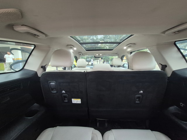 View Mahindra XUV700 Image 13 Used Mahindra XUV700 Image 13