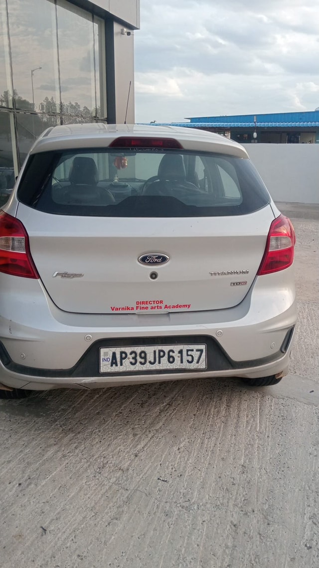 View Ford Figo Image 3 Used Ford Figo Image 3