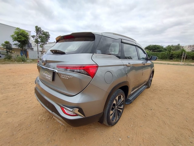 View MG Hector Plus Image 14 Used MG Hector Plus Image 14