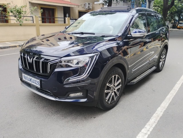 View Mahindra XUV700 Image 1 Used Mahindra XUV700 Image 1
