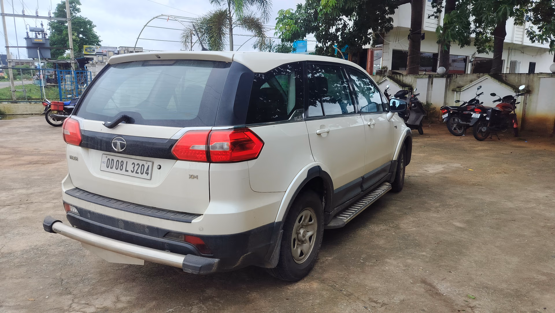 View 2018 Tata Hexa XM 4X2 Image 14 Used 2018 Tata Hexa XM 4X2 Image 14