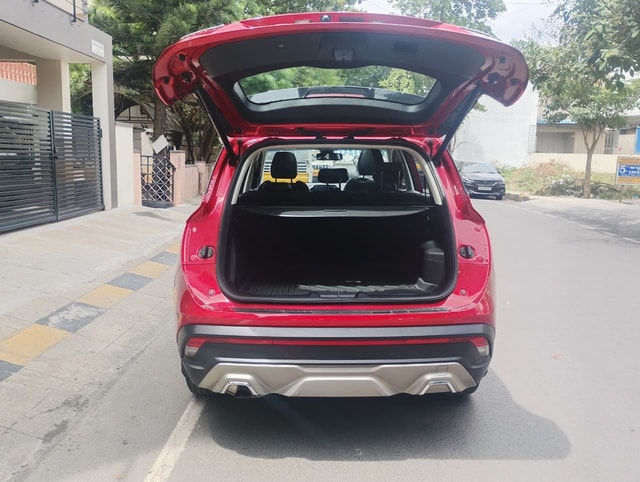 View MG Hector Image 10 Used MG Hector Image 10