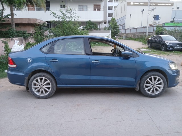 View Volkswagen Vento Image 4 Used Volkswagen Vento Image 4