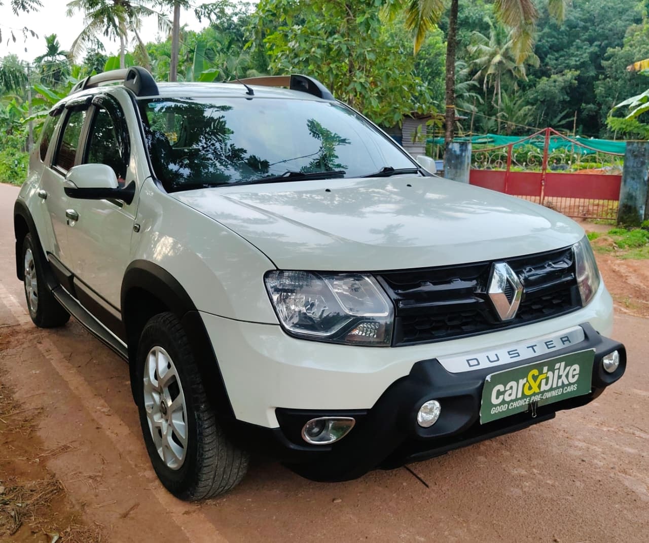 View 2016 Renault Duster 85PS RxL Diesel Adventure Edition Image 12 Used 2016 Renault Duster 85PS RxL Diesel Adventure Edition Image 12