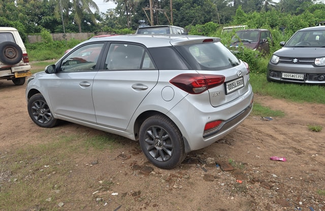 View Hyundai i20 Active Image 7 Used Hyundai i20 Active Image 7