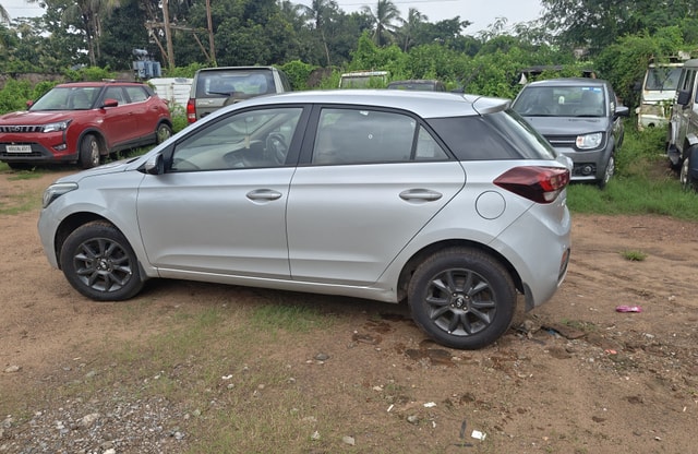 View Hyundai i20 Active Image 4 Used Hyundai i20 Active Image 4