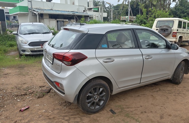 View Hyundai i20 Active Image 8 Used Hyundai i20 Active Image 8