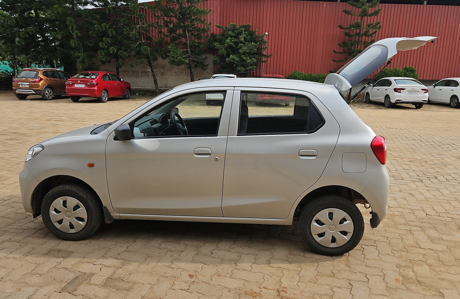 View 2024 Maruti Suzuki Alto K10 VXI Image 17 Used 2024 Maruti Suzuki Alto K10 VXI Image 17