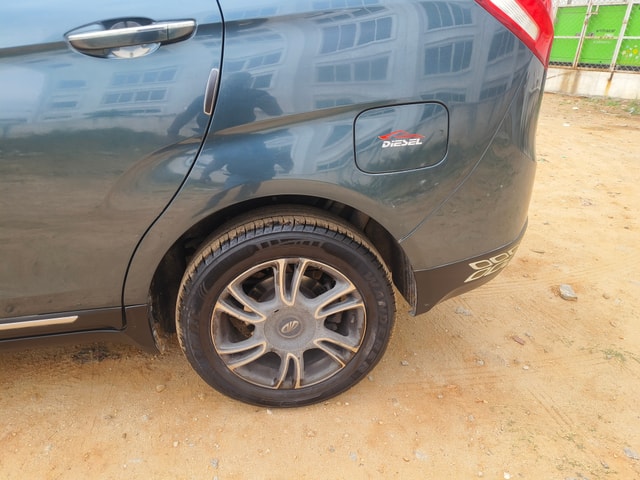 View Mahindra Marazzo Image 16 Used Mahindra Marazzo Image 16