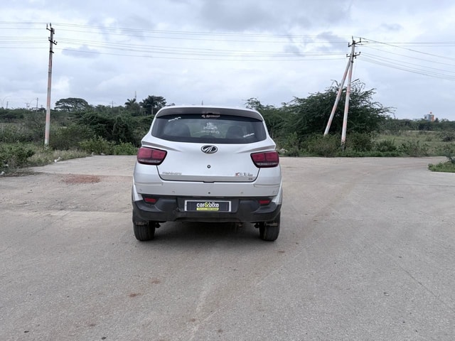 View Mahindra KUV100 Image 4 Used Mahindra KUV100 Image 4