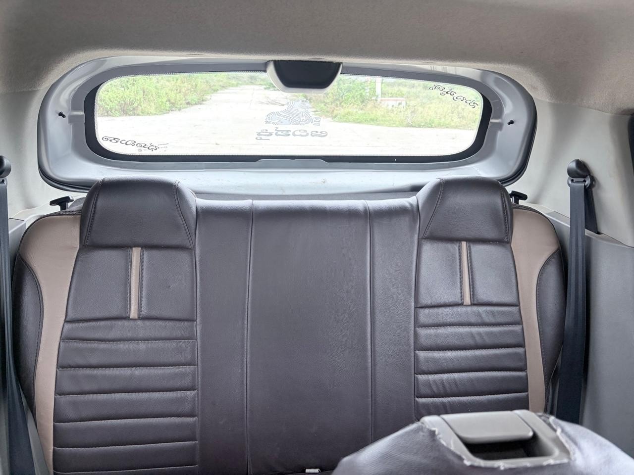 View 2016 Mahindra KUV100 K4 Plus Petrol 6 Seater BS IV Image 15 Used 2016 Mahindra KUV100 K4 Plus Petrol 6 Seater BS IV Image 15