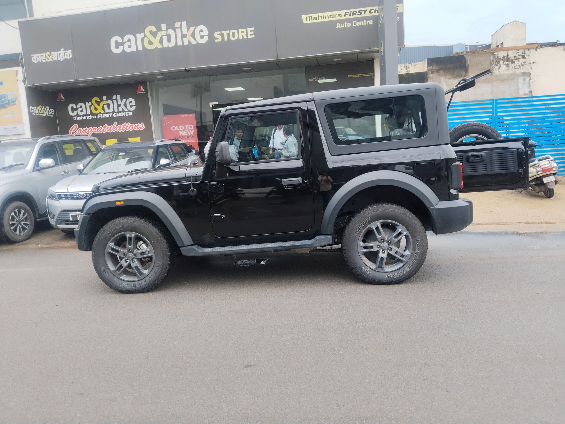 Used 2025 Mahindra Thar Used 2025 Mahindra Thar