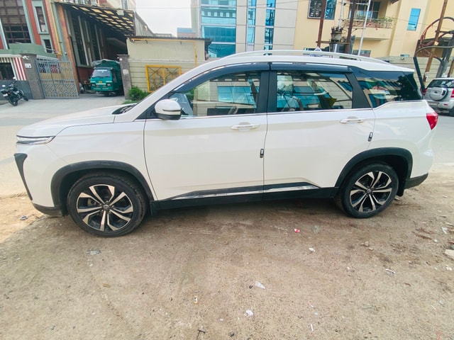 View MG Hector Plus Image 4 Used MG Hector Plus Image 4
