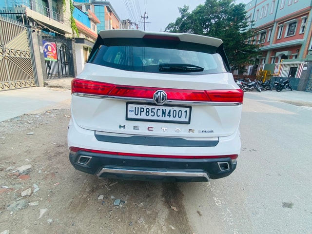 View MG Hector Plus Image 3 Used MG Hector Plus Image 3