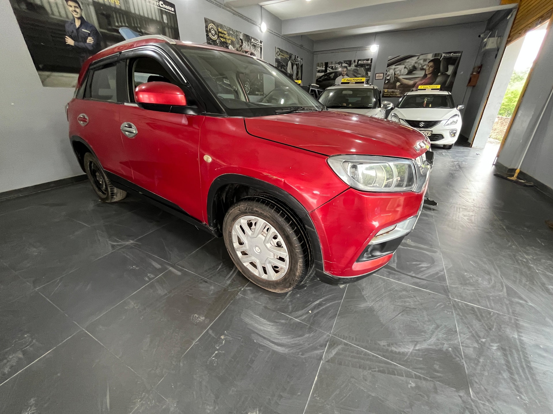 View 2016 Maruti Suzuki Vitara Brezza LDI (O) Image 12 Used 2016 Maruti Suzuki Vitara Brezza LDI (O) Image 12