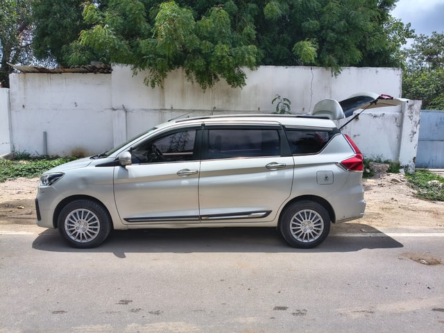 View Maruti Suzuki Ertiga Image 15 Used Maruti Suzuki Ertiga Image 15