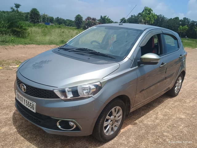 View Tata Tiago Image 1 Used Tata Tiago Image 1