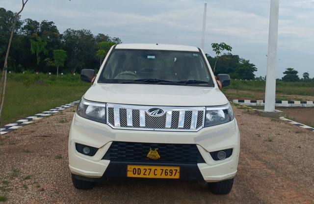 View Mahindra Bolero Neo Image 1 Used Mahindra Bolero Neo Image 1