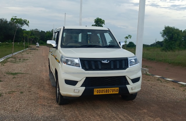 View Mahindra Bolero Neo Image 1 Used Mahindra Bolero Neo Image 1