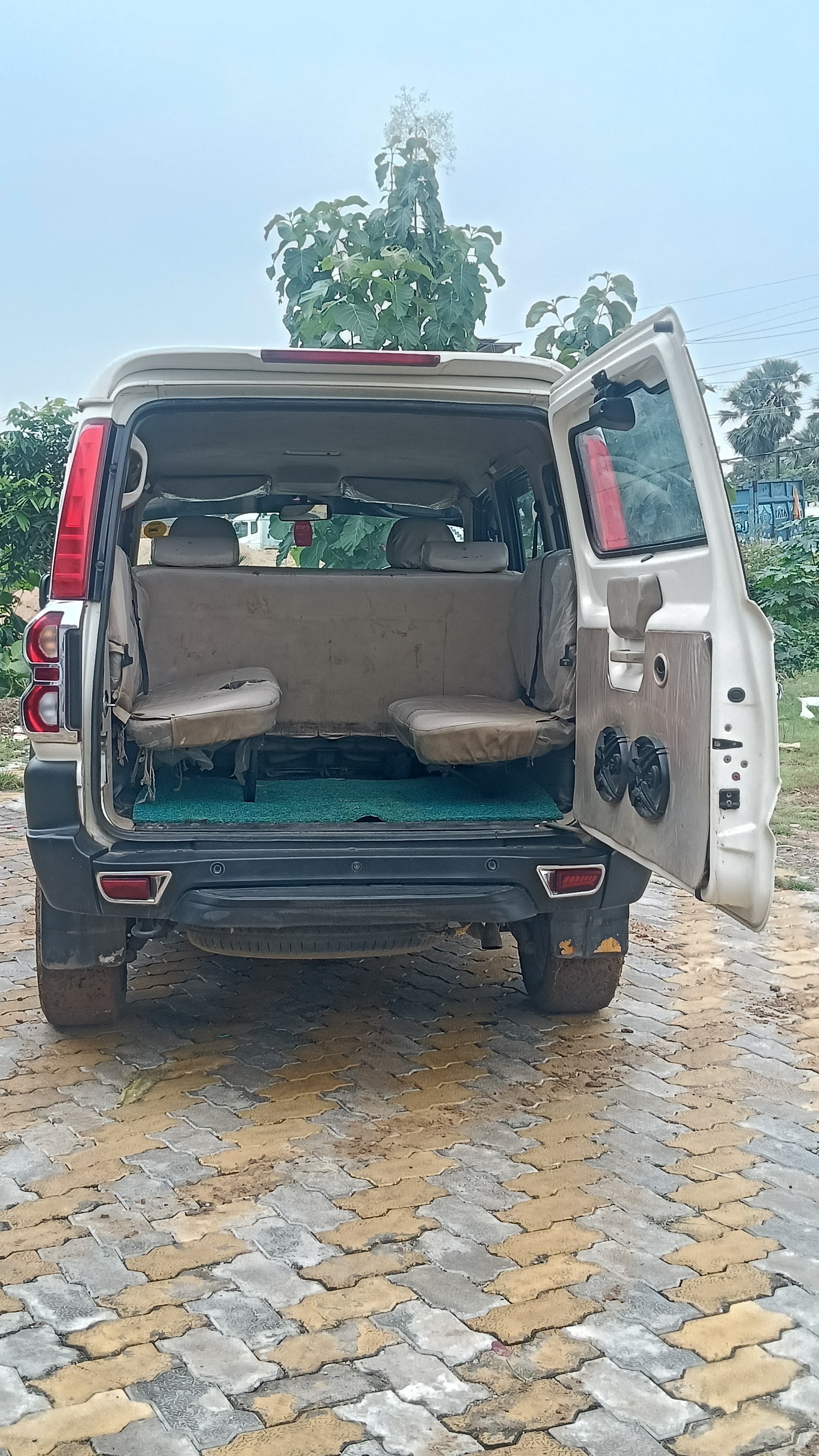 View 2022 Mahindra Scorpio Classic S 7 Seater Image 17 Used 2022 Mahindra Scorpio Classic S 7 Seater Image 17