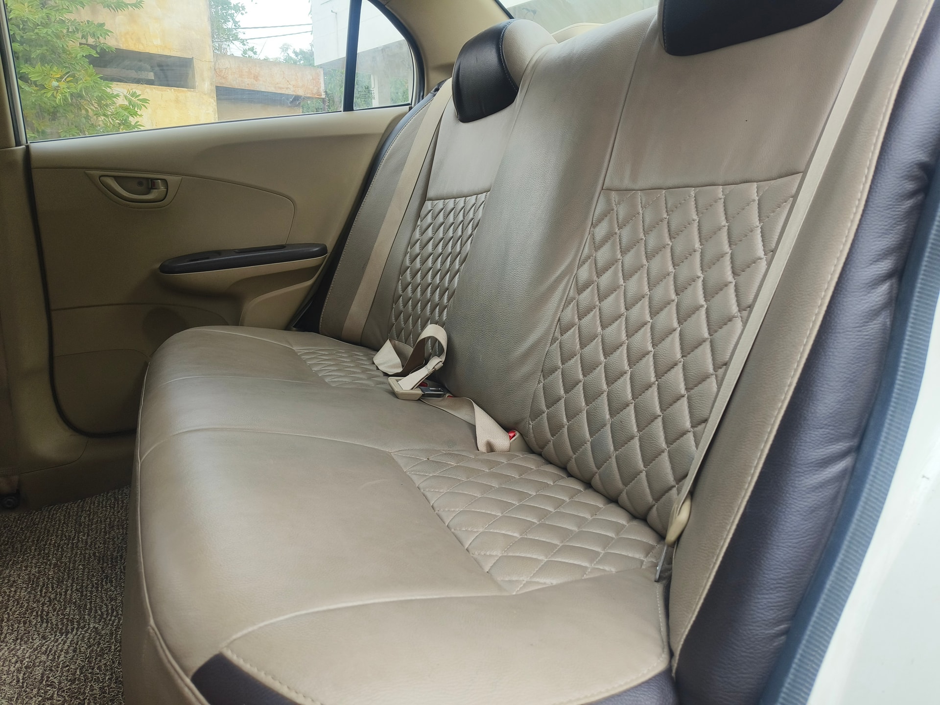 View 2013 Honda Amaze 1.2 EX i-VTEC Image 15 Used 2013 Honda Amaze 1.2 EX i-VTEC Image 15