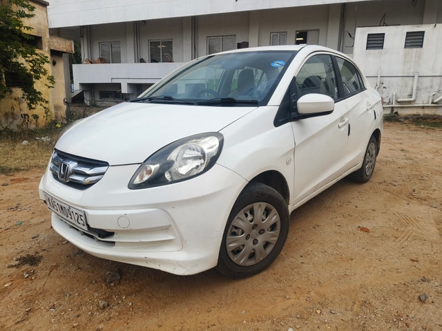 View Honda Amaze Image 1 Used Honda Amaze Image 1