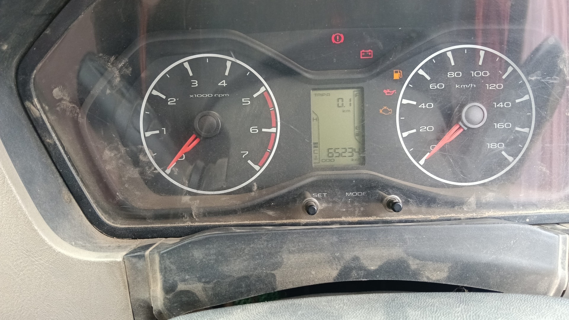 View 2018 Mahindra Scorpio S3 2WD BS IV Image 7 Used 2018 Mahindra Scorpio S3 2WD BS IV Image 7