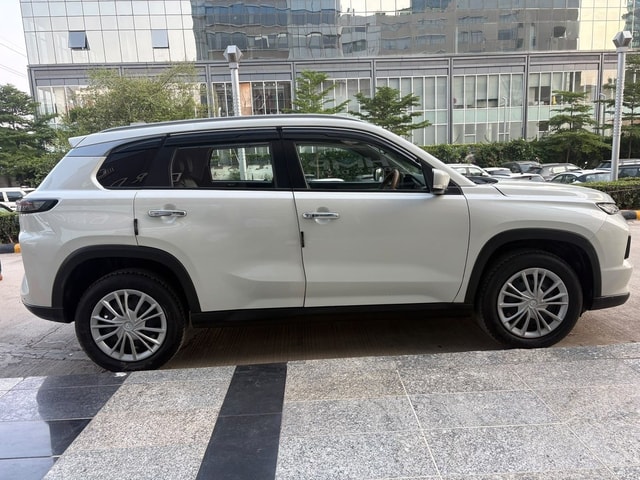 View Maruti Suzuki Grand Vitara Image 8 Used Maruti Suzuki Grand Vitara Image 8