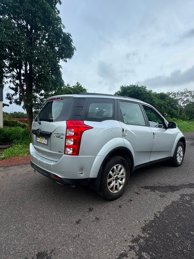 View Mahindra XUV500 Image 16 Used Mahindra XUV500 Image 16