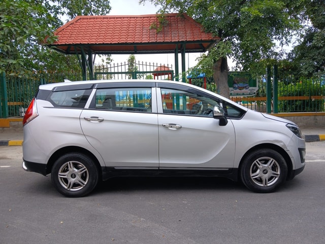 View Mahindra Marazzo Image 6 Used Mahindra Marazzo Image 6