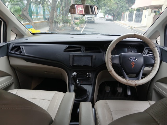 View Mahindra Marazzo Image 7 Used Mahindra Marazzo Image 7