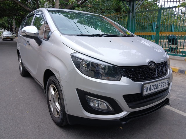 View Mahindra Marazzo Image 1 Used Mahindra Marazzo Image 1