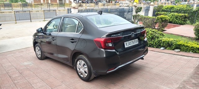 View Honda Amaze Image 8 Used Honda Amaze Image 8