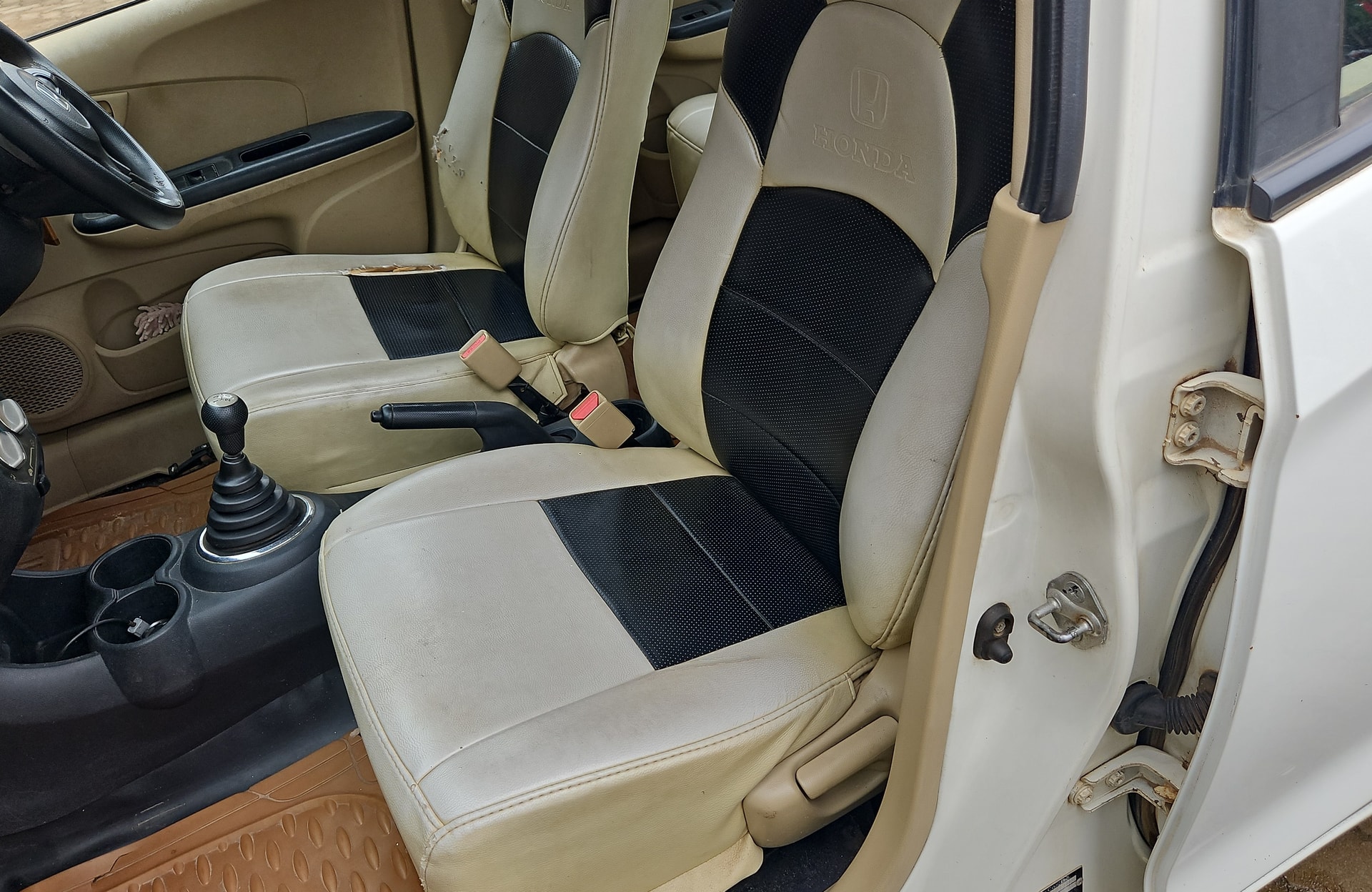 View 2014 Honda Amaze S MT Diesel BS IV Image 14 Used 2014 Honda Amaze S MT Diesel BS IV Image 14