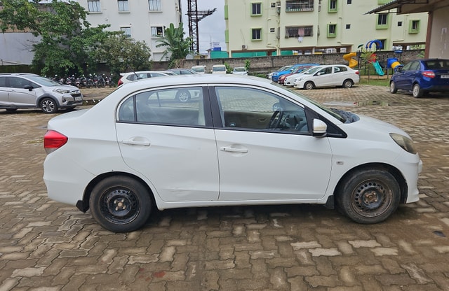 View Honda Amaze Image 5 Used Honda Amaze Image 5
