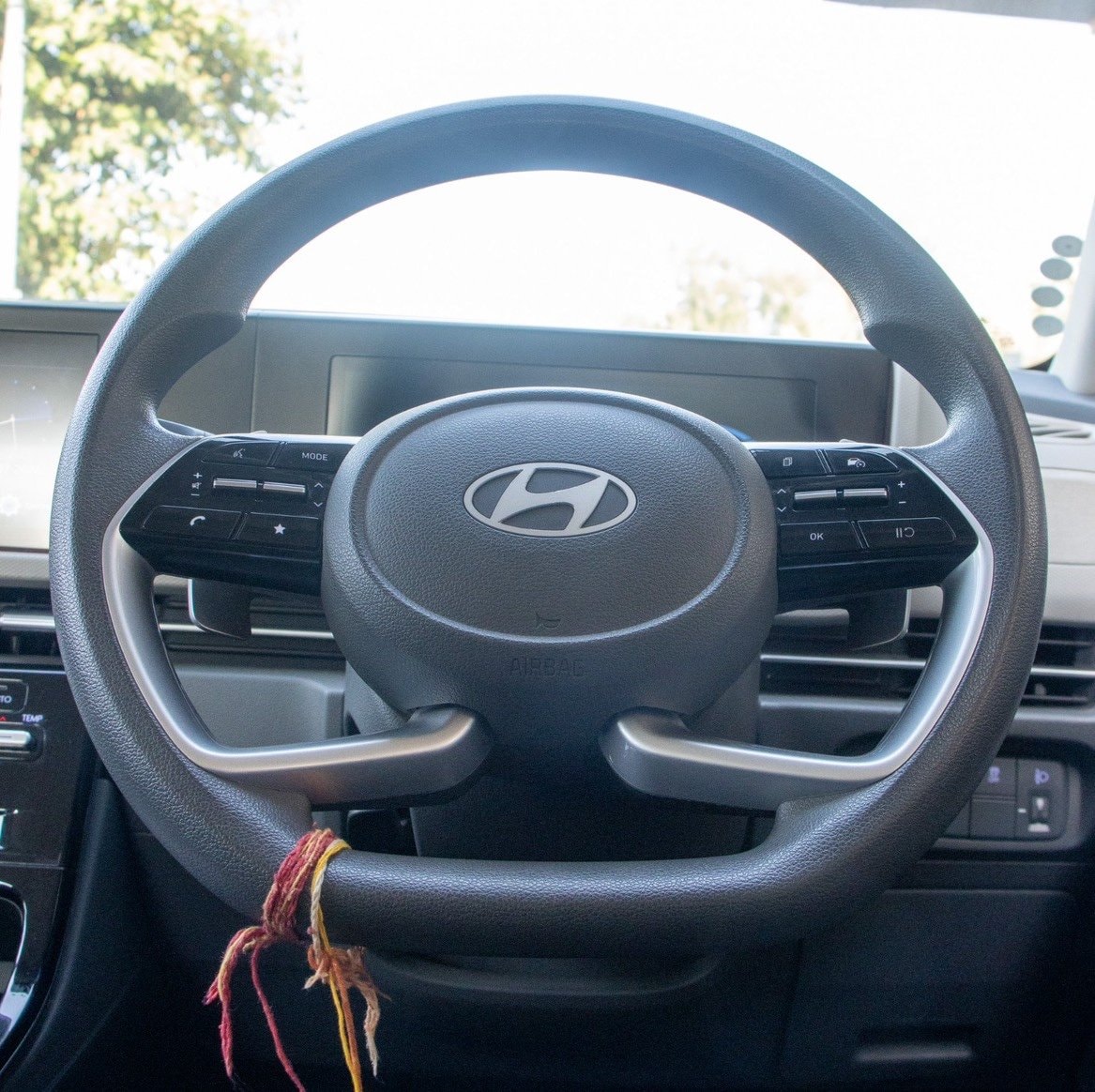 View 2024 Hyundai Creta S(O) 1.5 Diesel AT Image 11 Used 2024 Hyundai Creta S(O) 1.5 Diesel AT Image 11