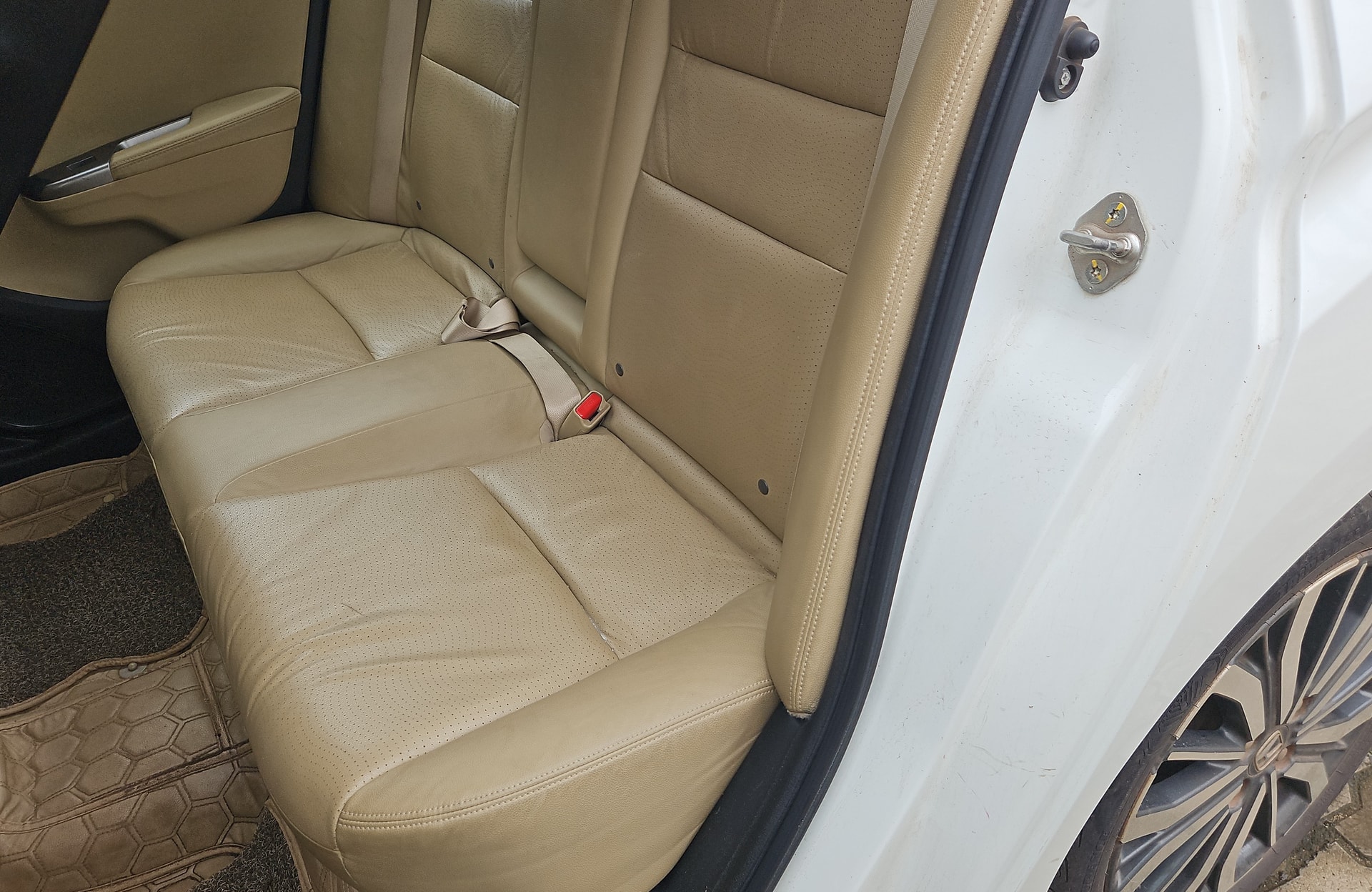 View 2019 Honda City ZX CVT Image 15 Used 2019 Honda City ZX CVT Image 15