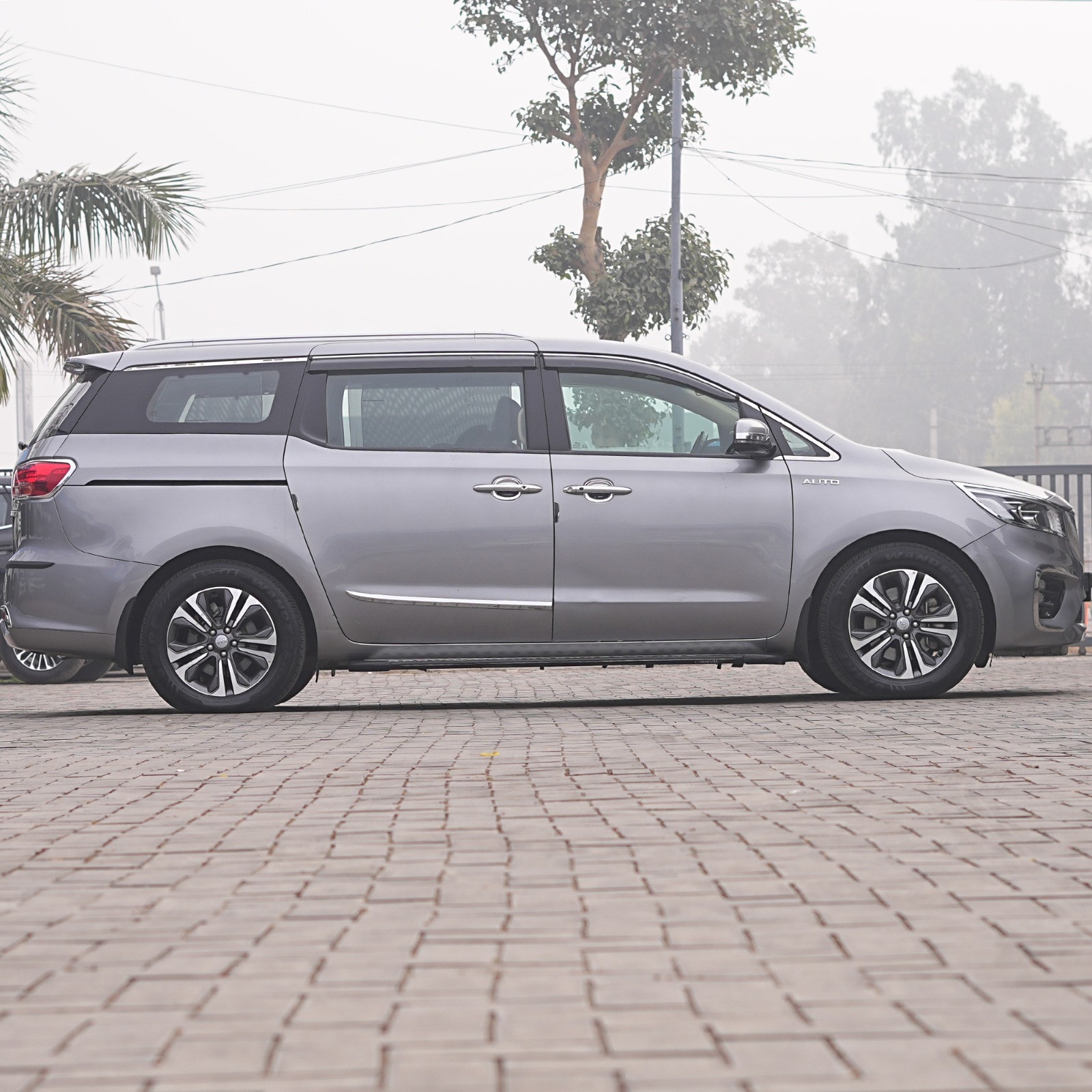 View 2020 Kia Carnival Prestige 7 STR Image 5 Used 2020 Kia Carnival Prestige 7 STR Image 5