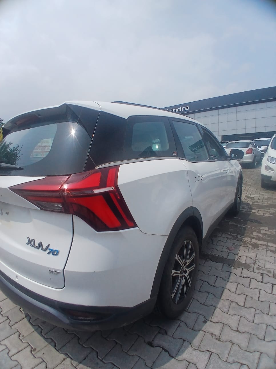 Used 2023 Mahindra XUV700 Used 2023 Mahindra XUV700