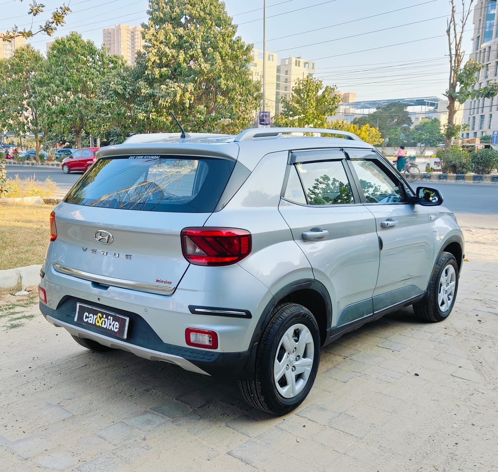 View 2019 Hyundai Venue S 1.0 Petrol AT BS IV Image 8 Used 2019 Hyundai Venue S 1.0 Petrol AT BS IV Image 8