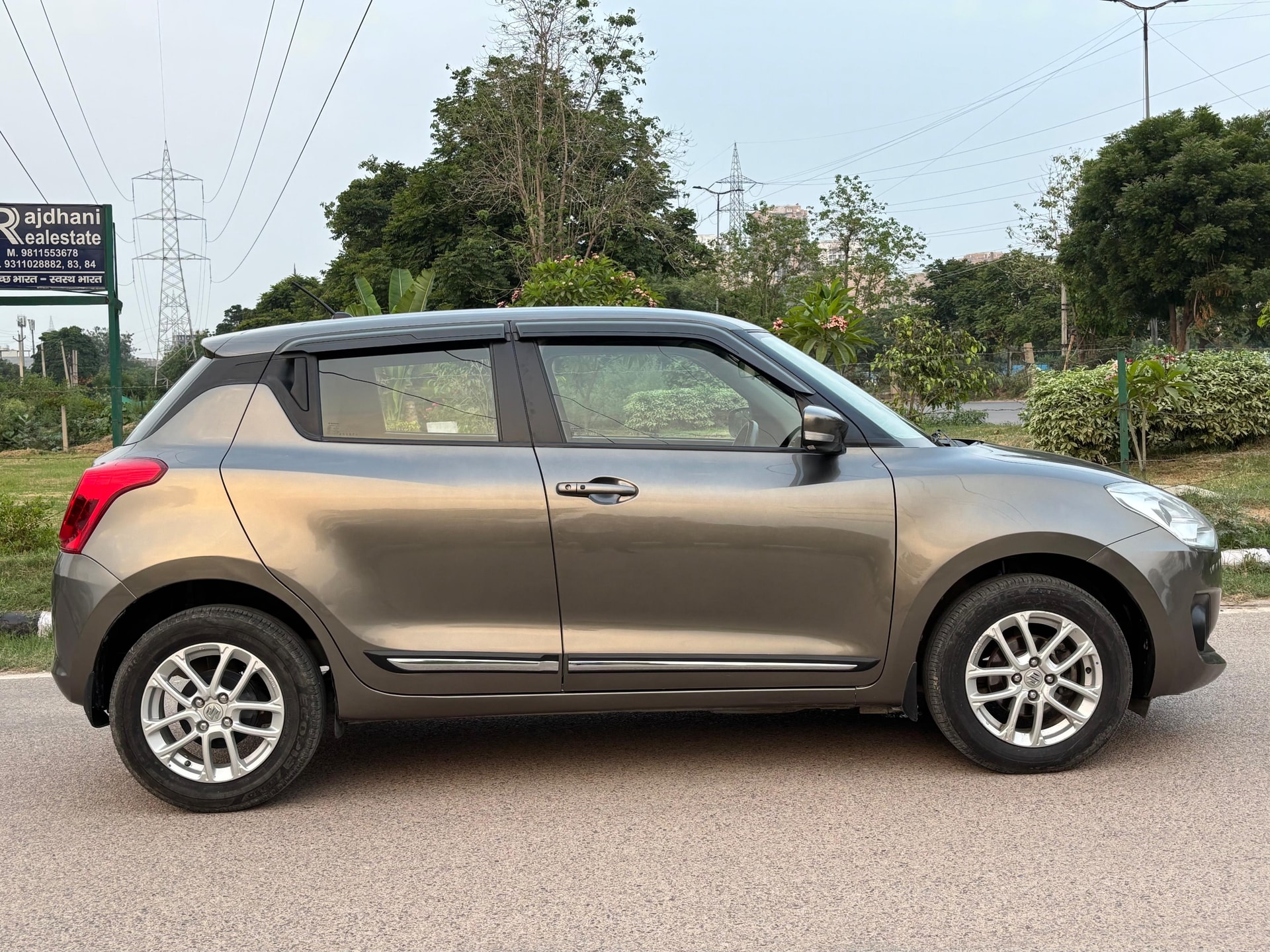 View 2022 Maruti Suzuki Swift ZXI AGS BS IV Image 5 Used 2022 Maruti Suzuki Swift ZXI AGS BS IV Image 5