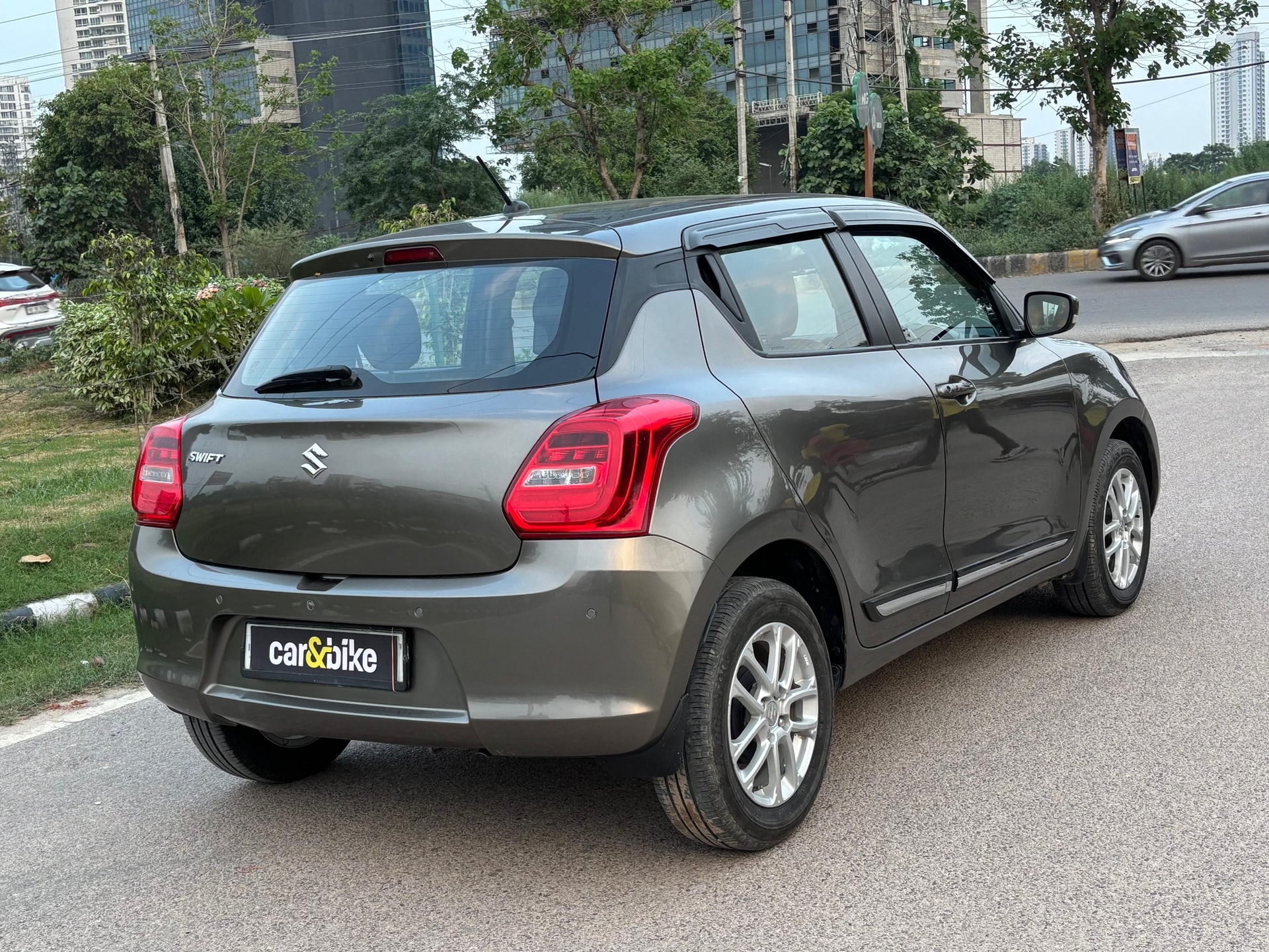 View 2022 Maruti Suzuki Swift ZXI AGS BS IV Image 8 Used 2022 Maruti Suzuki Swift ZXI AGS BS IV Image 8