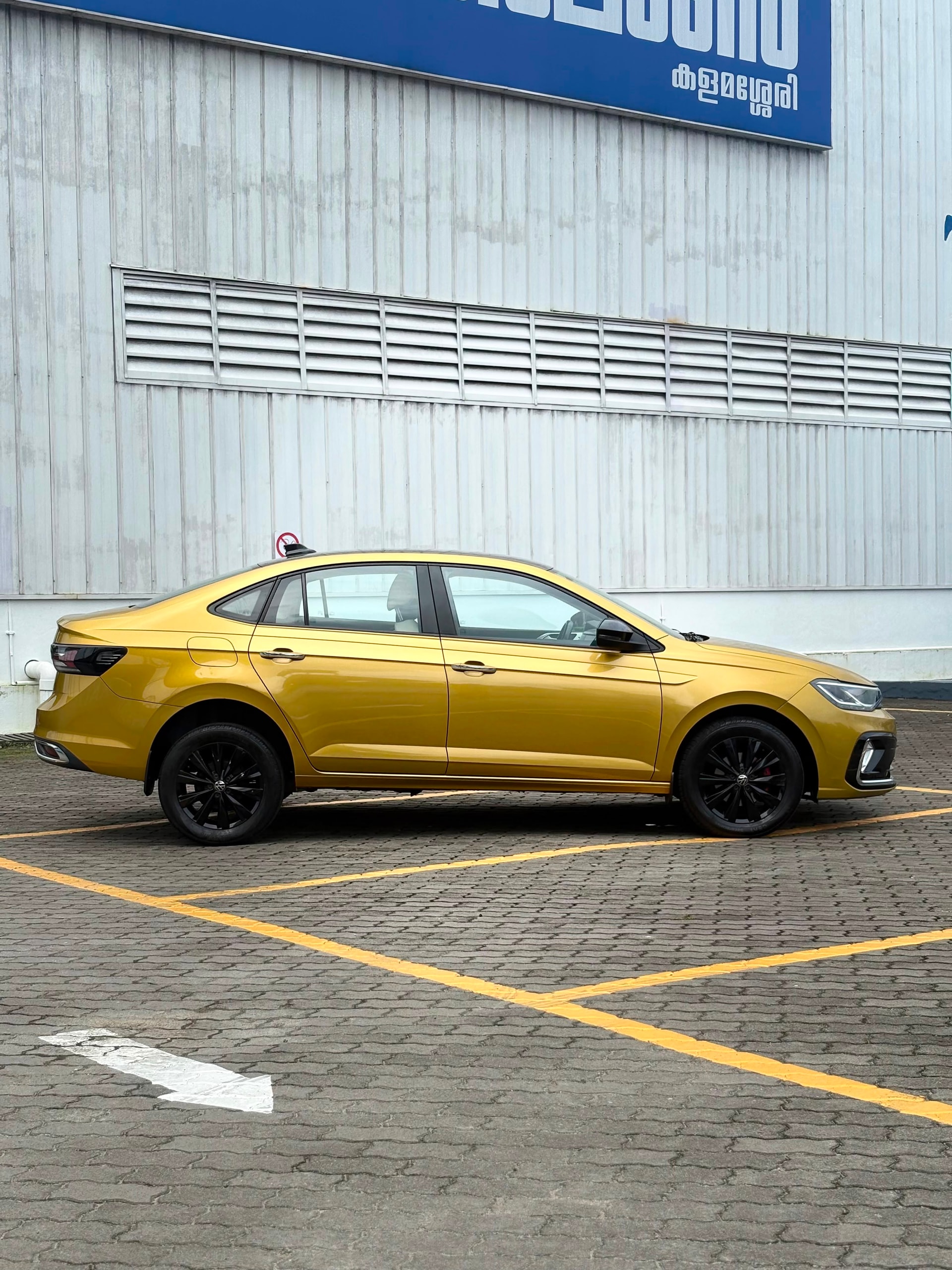 Used 2022 Volkswagen Virtus Used 2022 Volkswagen Virtus