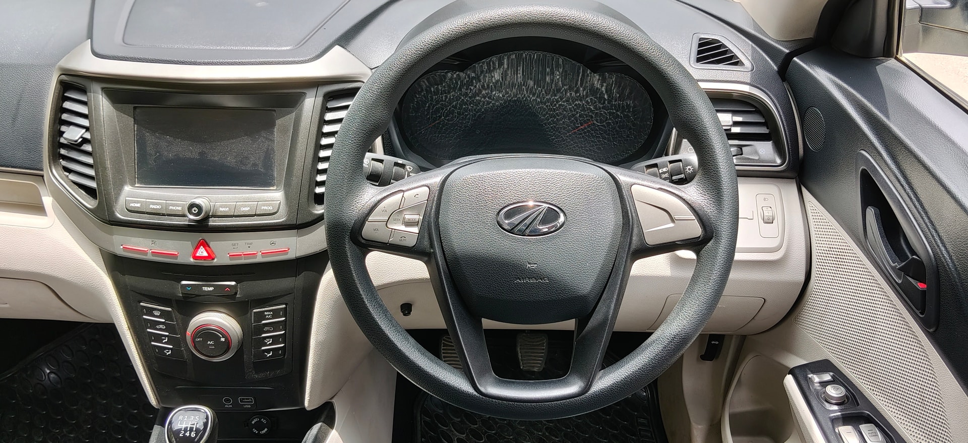 Used 2019 Mahindra XUV300 Used 2019 Mahindra XUV300