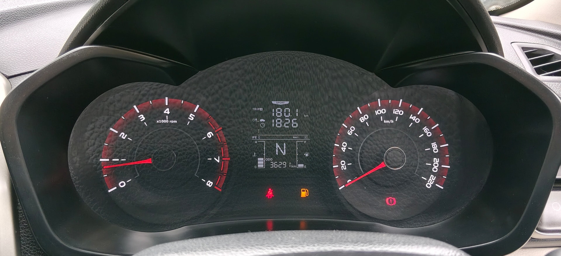 Used 2019 Mahindra XUV300 Used 2019 Mahindra XUV300