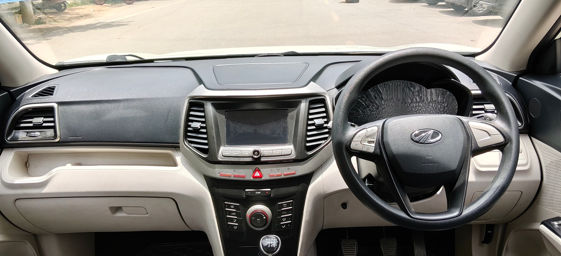 Used 2019 Mahindra XUV300 Used 2019 Mahindra XUV300