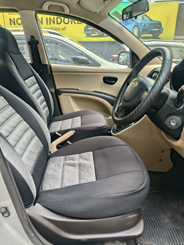 View Hyundai i10 Image 12 Used Hyundai i10 Image 12