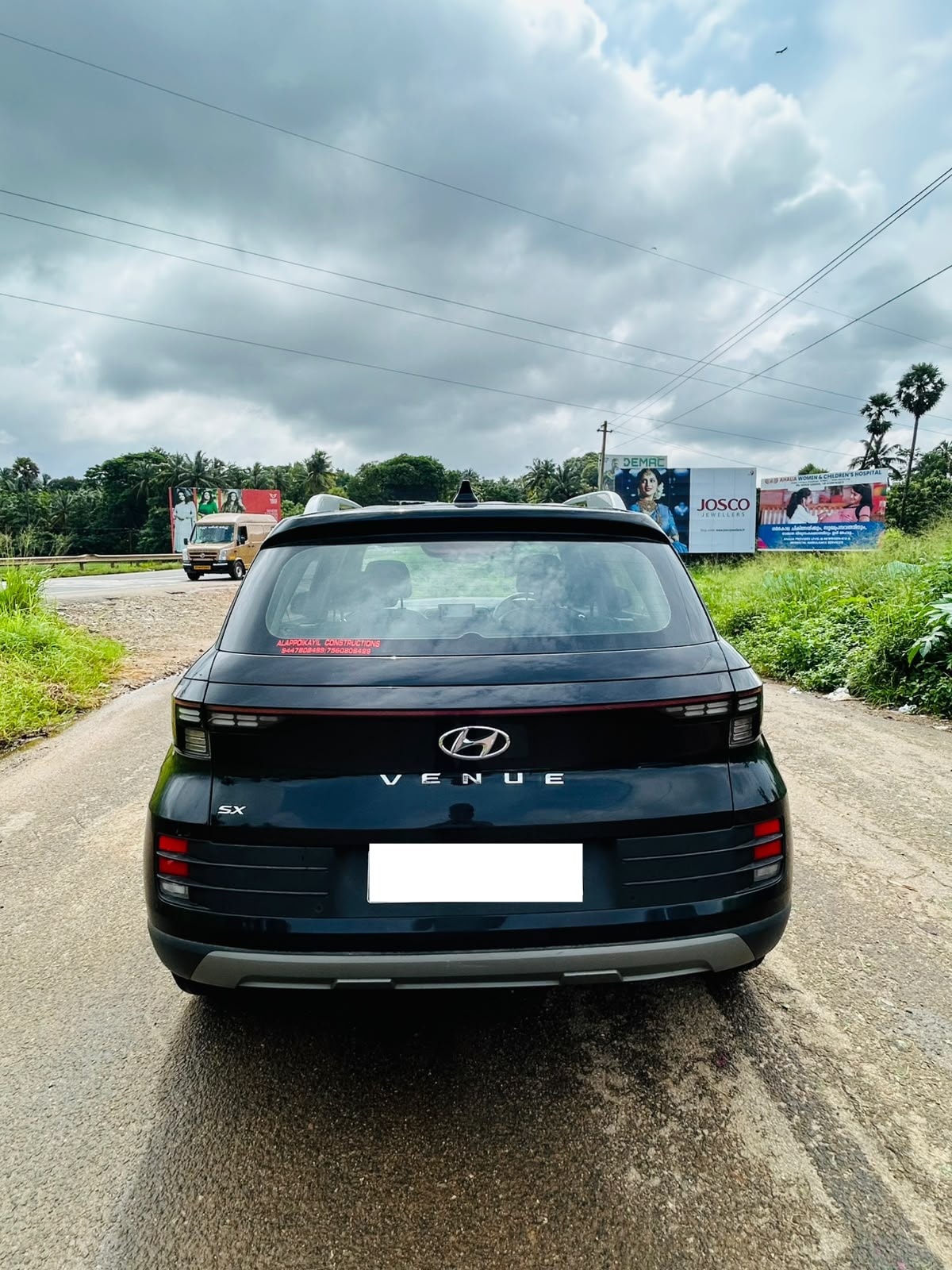 View 2022 Hyundai Venue SX 1.2 Petrol MT Image 14 Used 2022 Hyundai Venue SX 1.2 Petrol MT Image 14