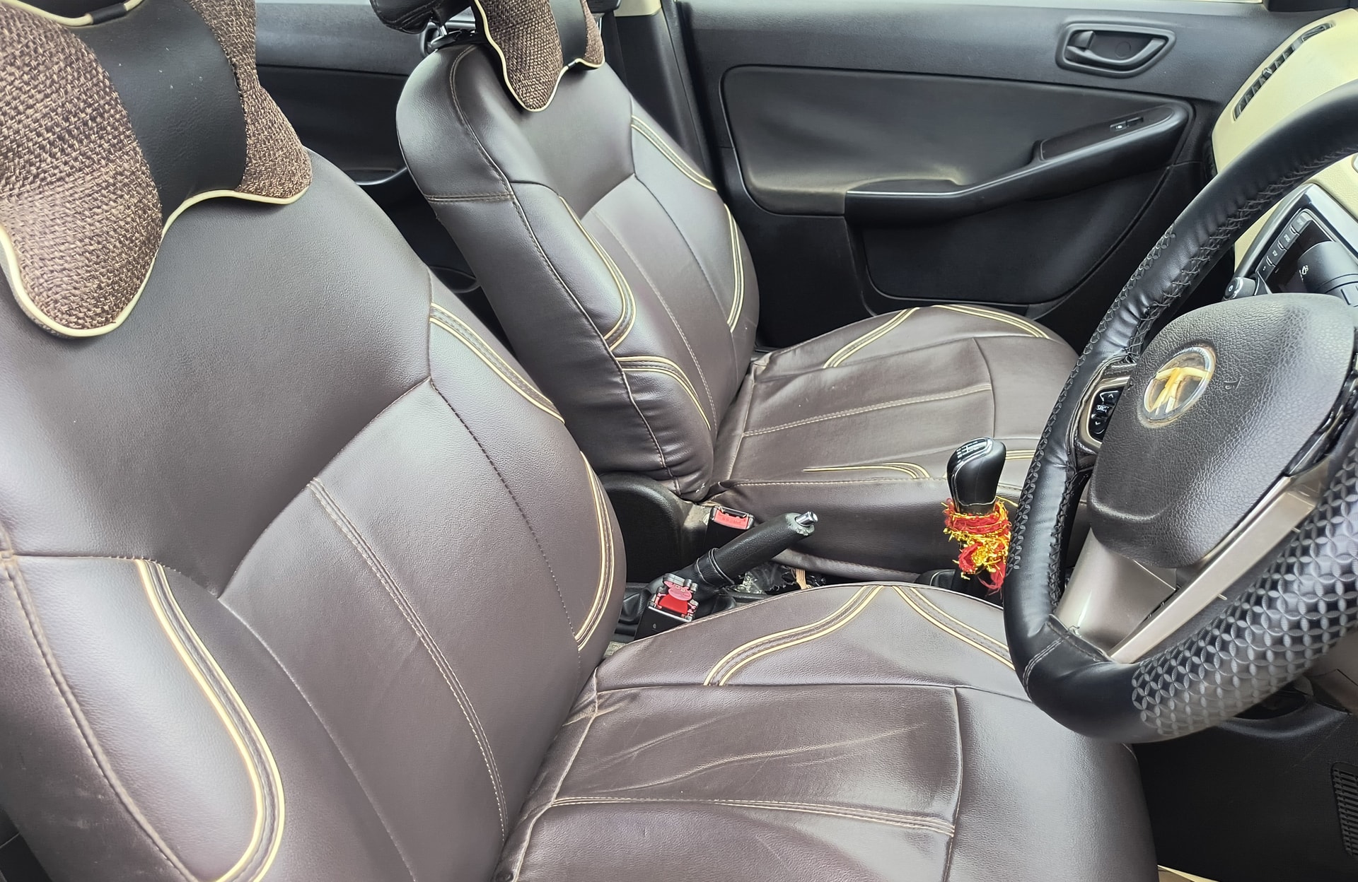 View 2015 Tata Zest XMS Petrol Image 12 Used 2015 Tata Zest XMS Petrol Image 12